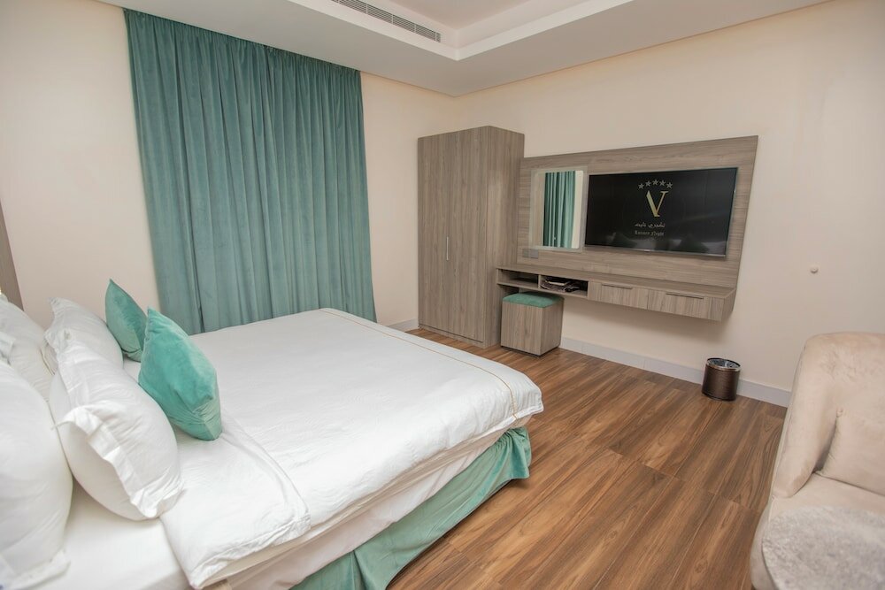 Фото Luxury Night Hotel