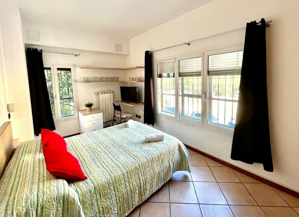 Фото Modern apartment center of Bologna