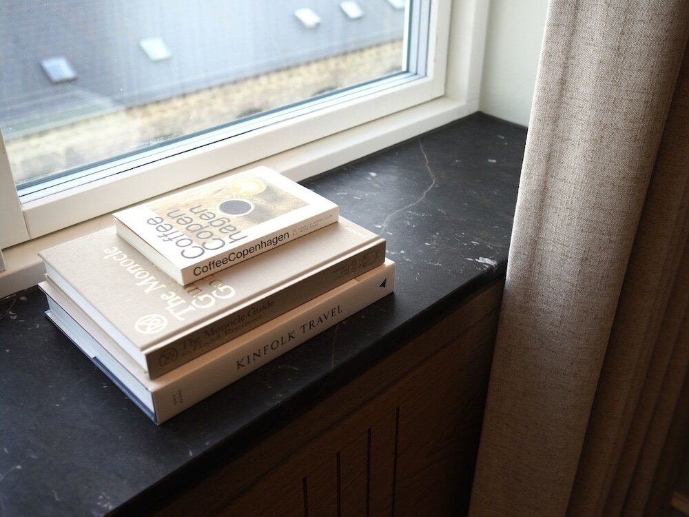 Фото Hypernym Hotel & Suites