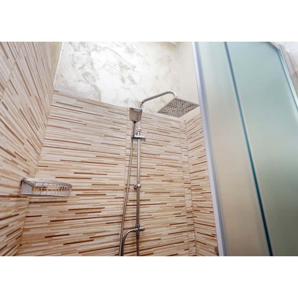 Фото Chilling Hot Tub Suite