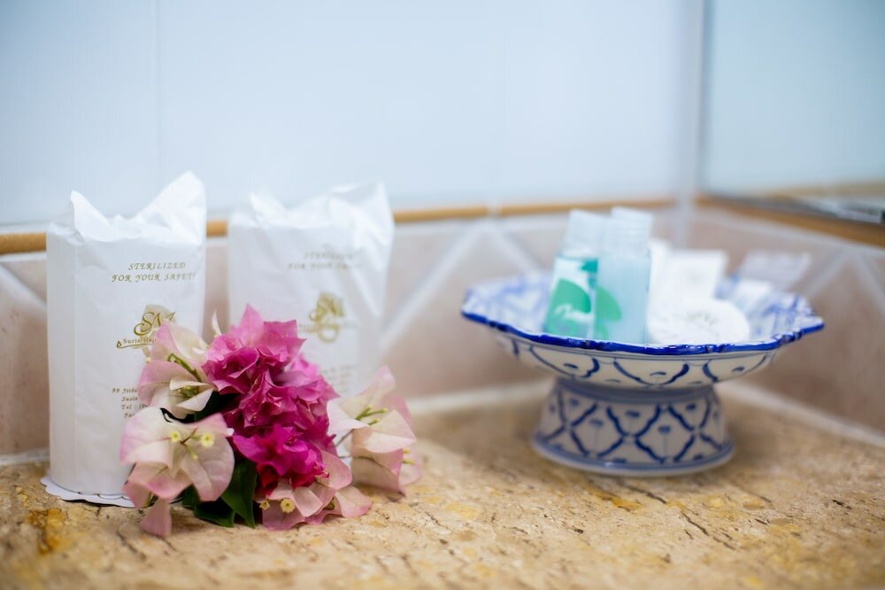 Фото Surin Majestic Hotel