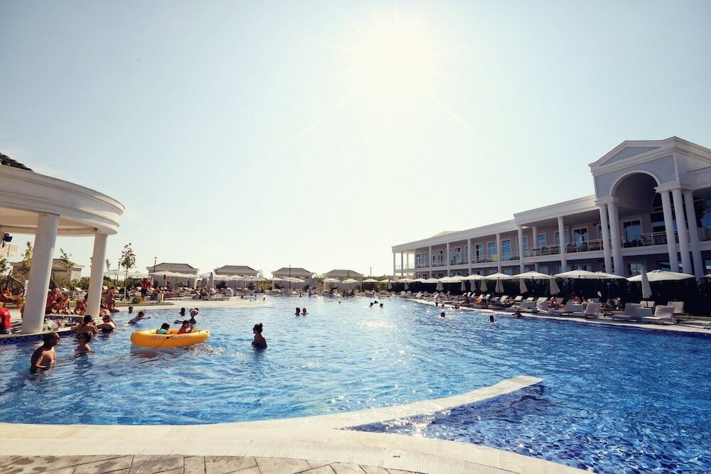 Фото Velipoja Grand Europa Resort