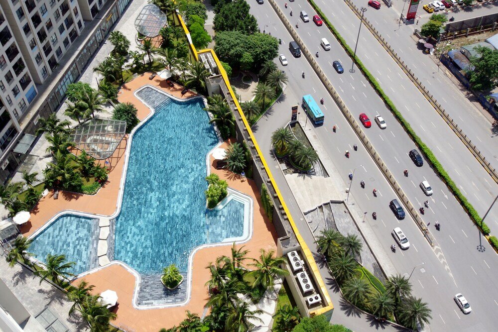 Фото Luxury Apartment Dcapital Tran Duy Hung