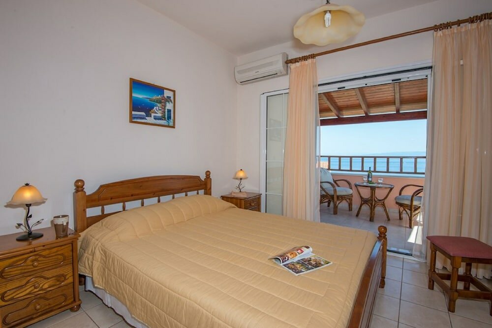 Фото Blue Horizon