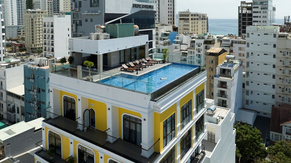 Фото Charming Beauty Hotel