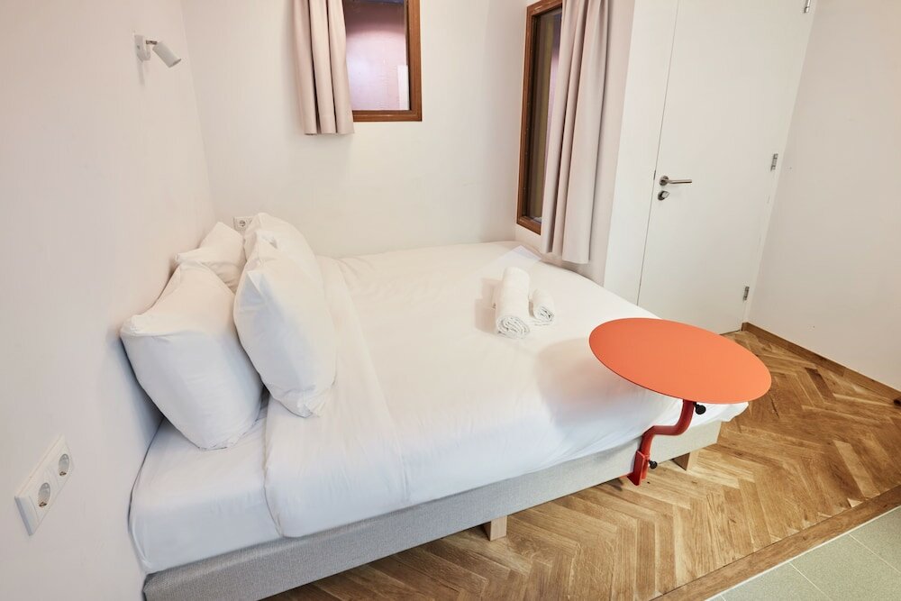 Фото Hotel Not Hotel Rotterdam