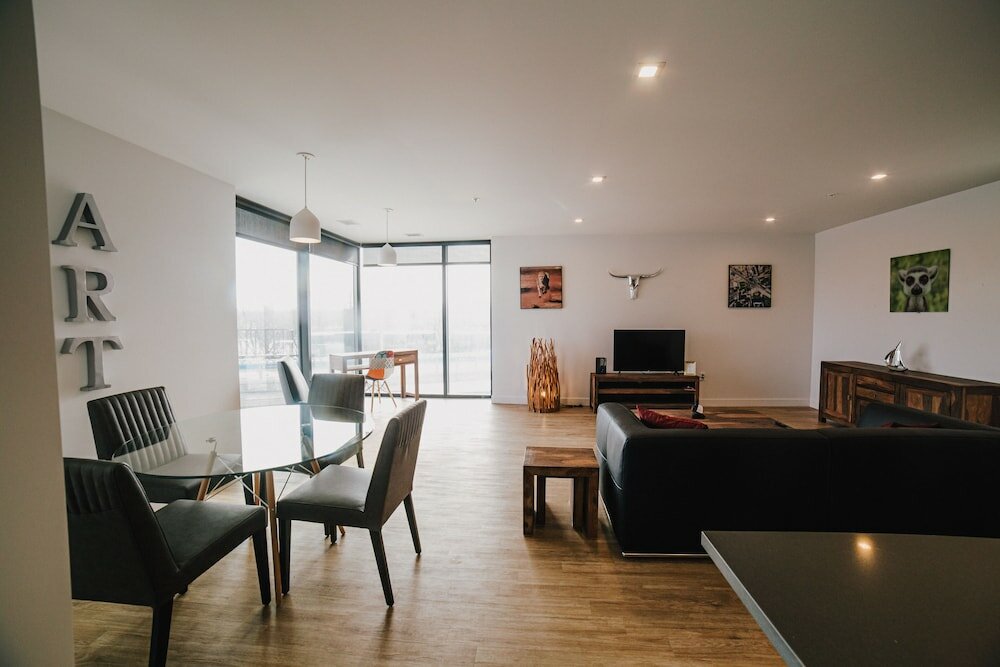 Фото Corporate Stays Stradbrook Apartments