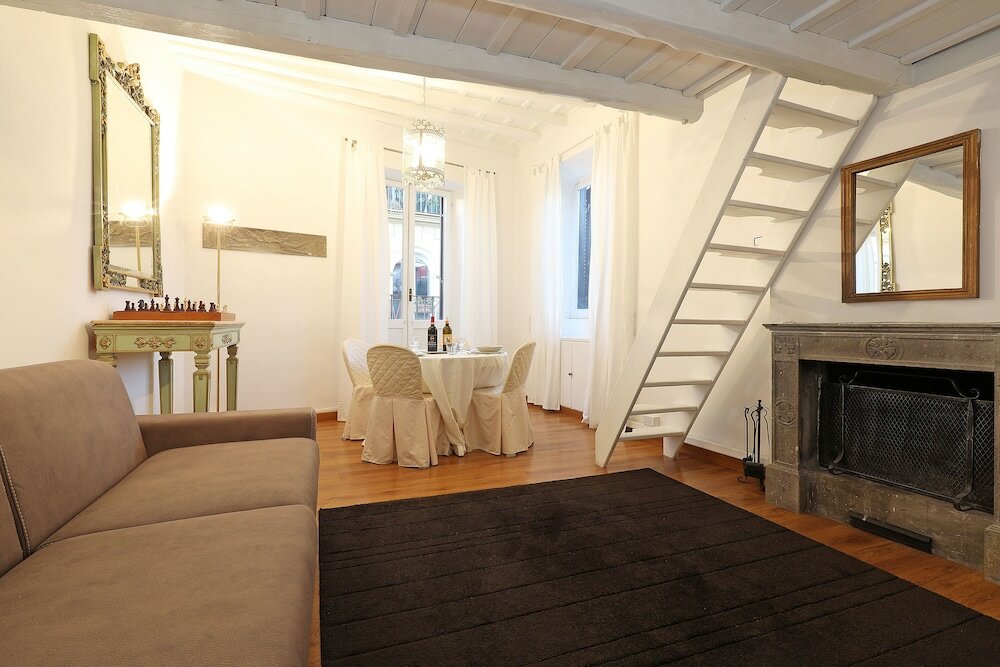 Фото Monserrato Apartment