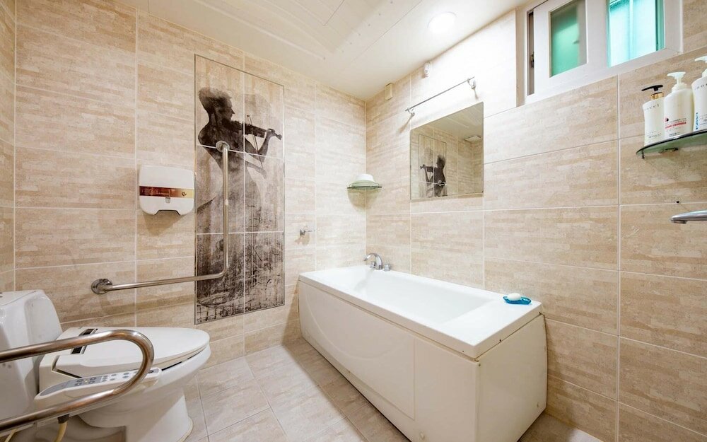 Фото Daejeon Yongjeon I