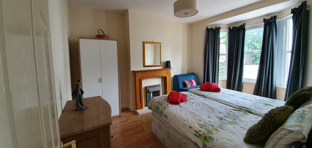 Фото Joseph House