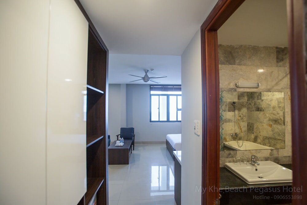 Фото My Khe 2 Da Nang Seafront Hotel