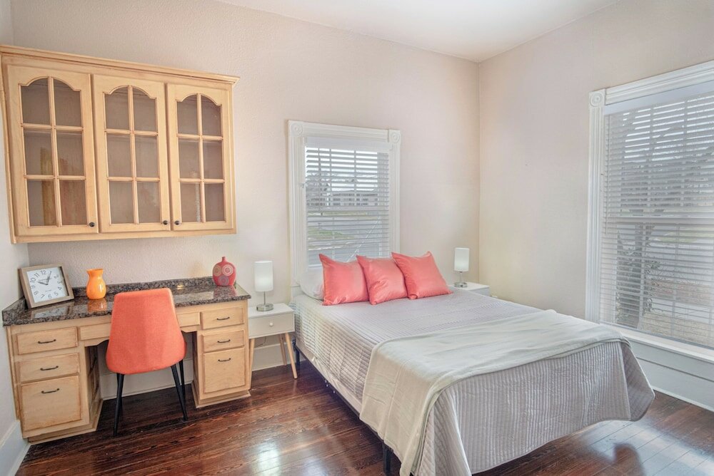 Фото Beautiful Craftmans 4br/2.5ba Home Near Downtown