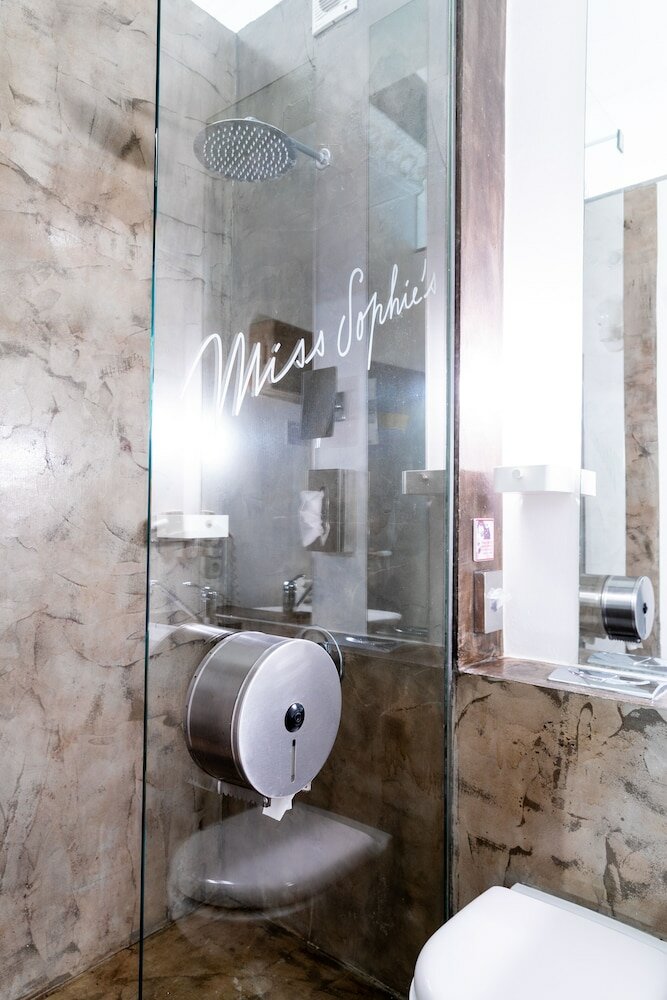 Фото Miss Sophie's New Town