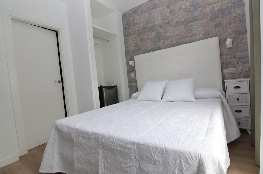 Фото Hotel Castillo Benidorm