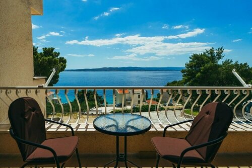 Гостиница Lovre - Close to the sea - A1 в Бреле