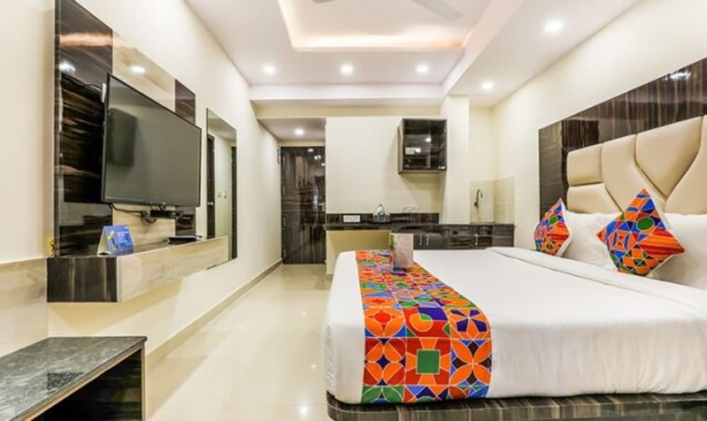 Фото Fabhotel Khb Tower