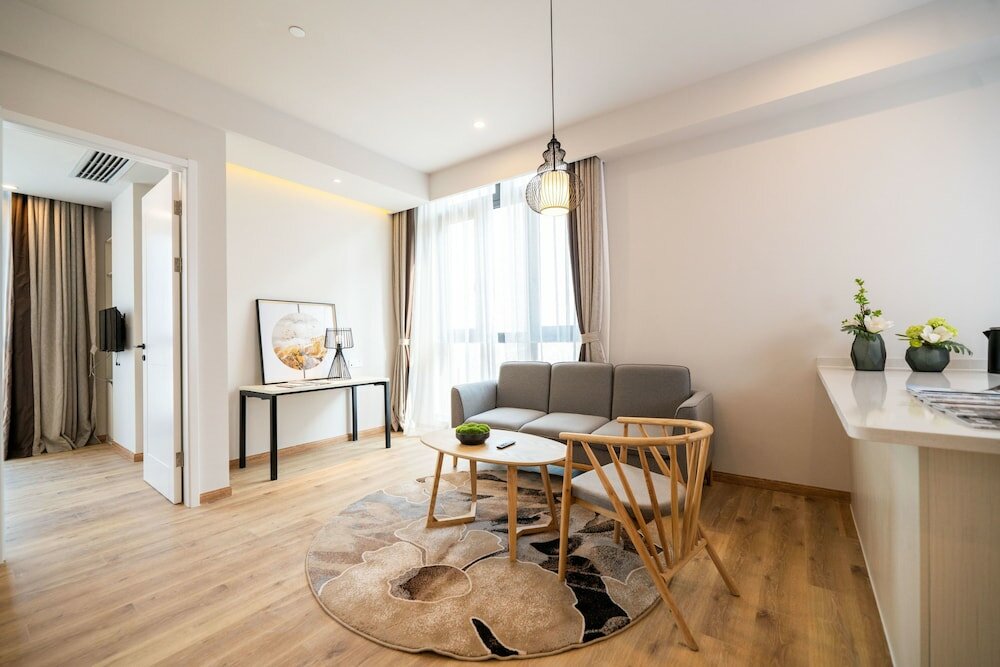 Фото Suisse Place Shanghai