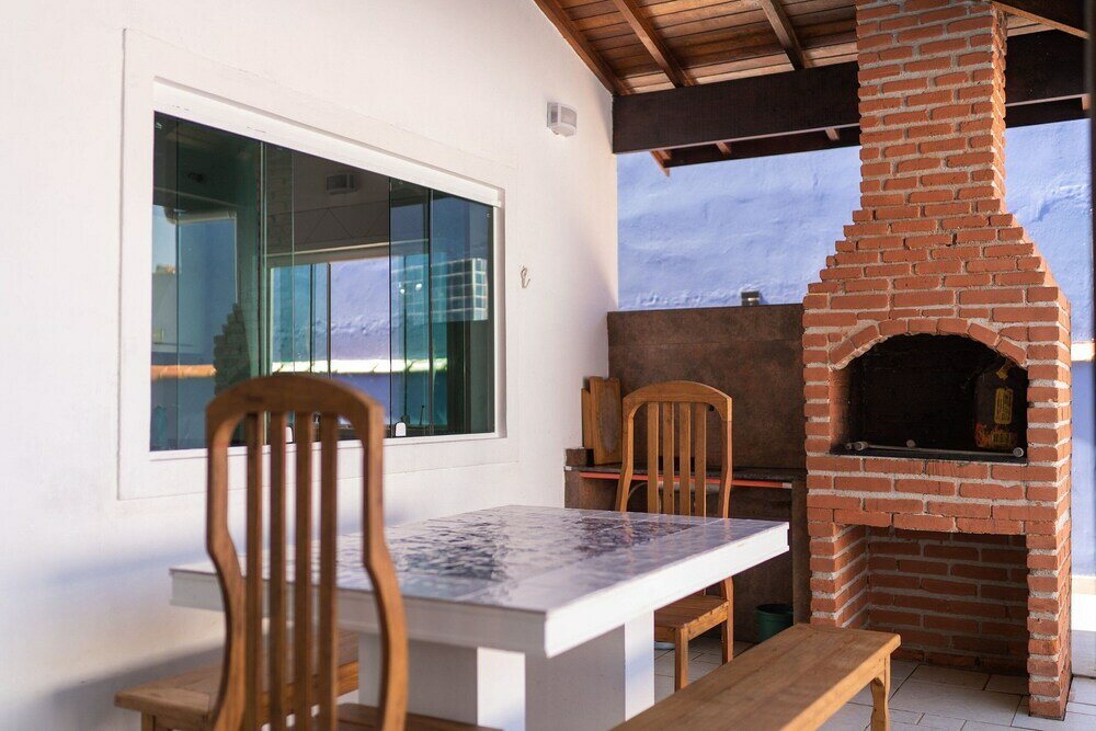 Фото Aconchegante casa em condomínio fechado com lazer completo