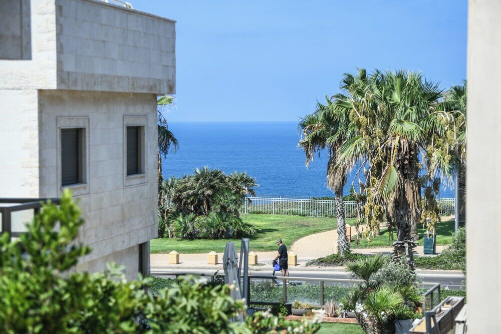 Фото Coastline Family Triplex by Sea N' Rent