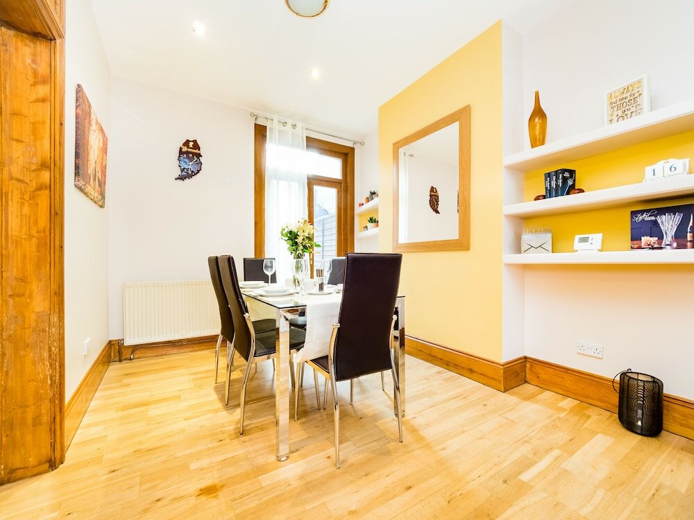 Фото Lt The Gate House