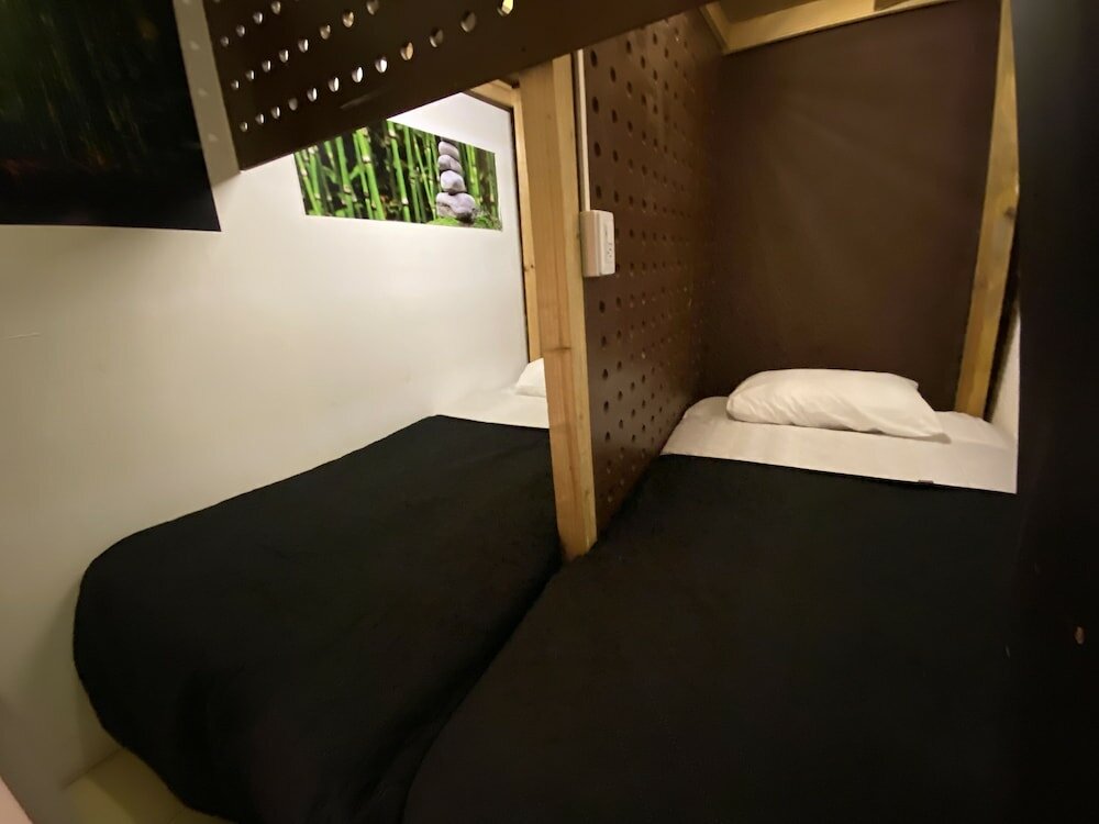 Фото Roomies Hostel Centro Medico