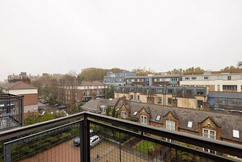 The Tower Bridge Apartments