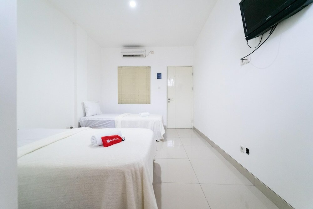 Фото KoolKost near Ragunan Zoo