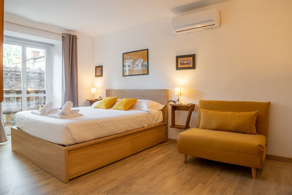 Фото Domus Domi Barberini Sq