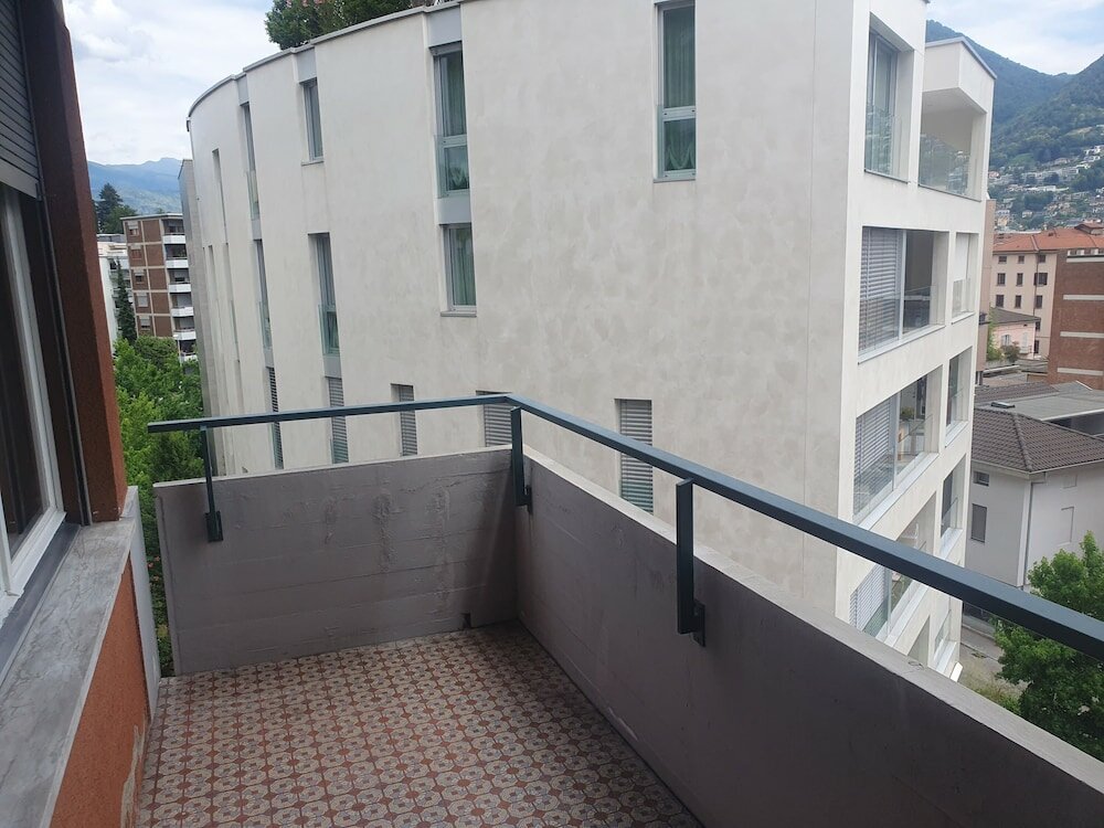 Фото Executive Central Splitted 2 Floors Flat