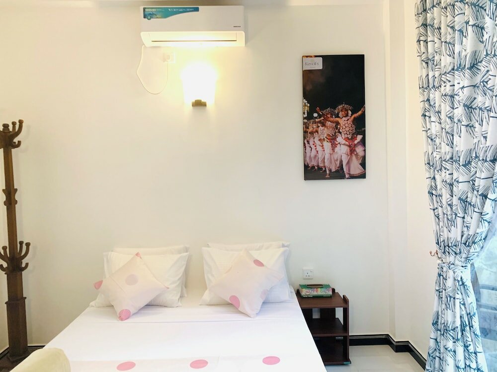 Фото The kenoli's city hotek