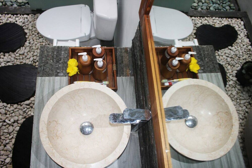 Фото Pondok Yana Villa