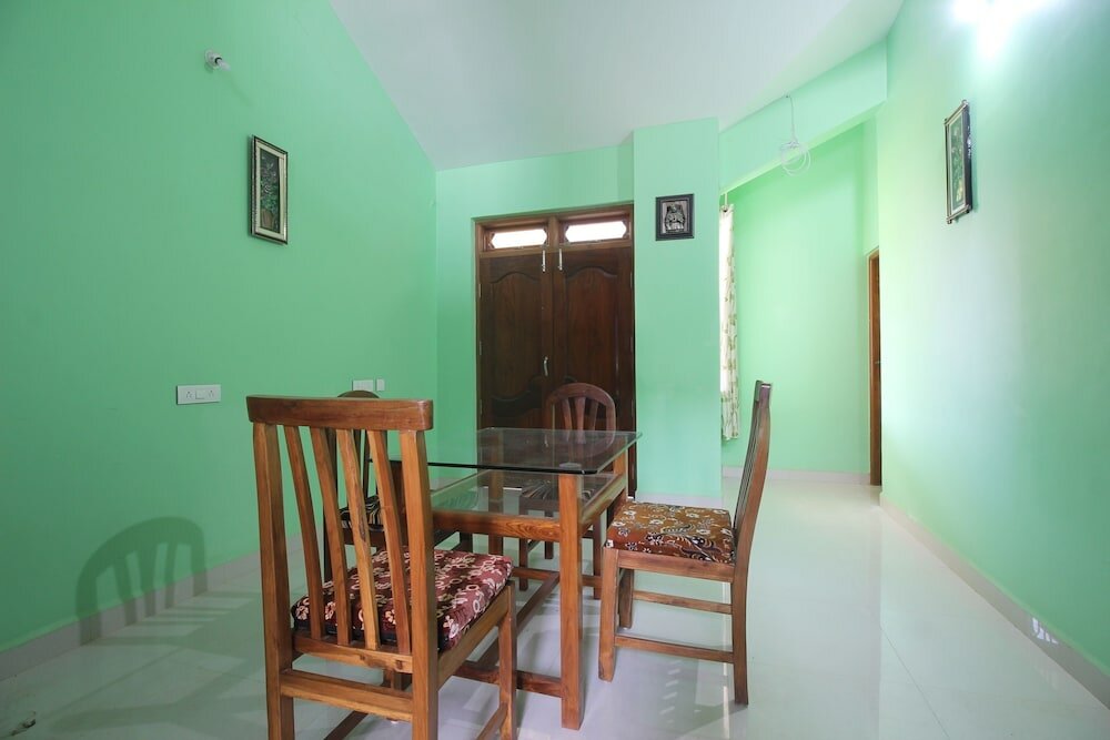 Фото Oyo 39345 Chrisander's Resort