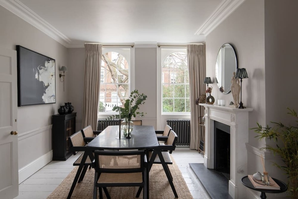 Фото The Southwark Arms - Glamorous 5bdr House With Garden