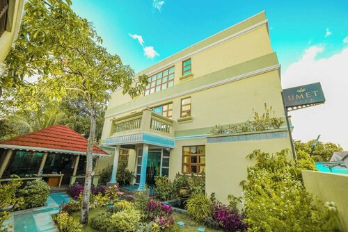 Гостиница Umet Stay, Fishing and Diving Hotel в Тинаду