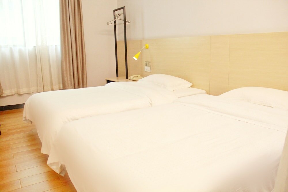 Фото Wenxin Hotel Foshan