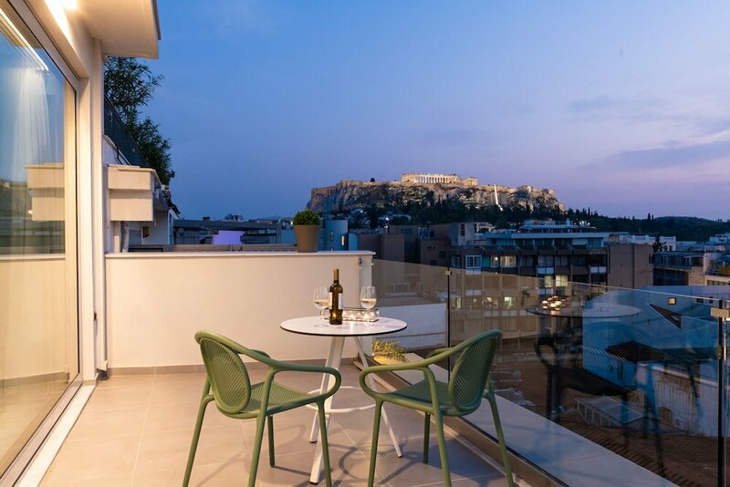Гостиница Enattica Suites