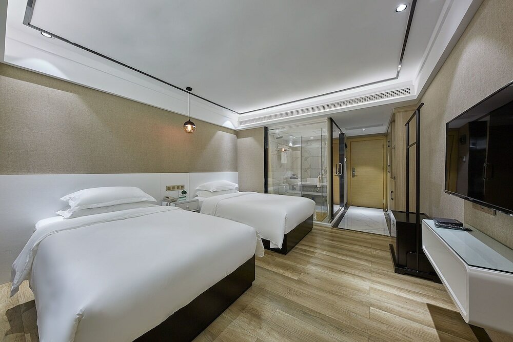 Фото Kaiserdom Hotel