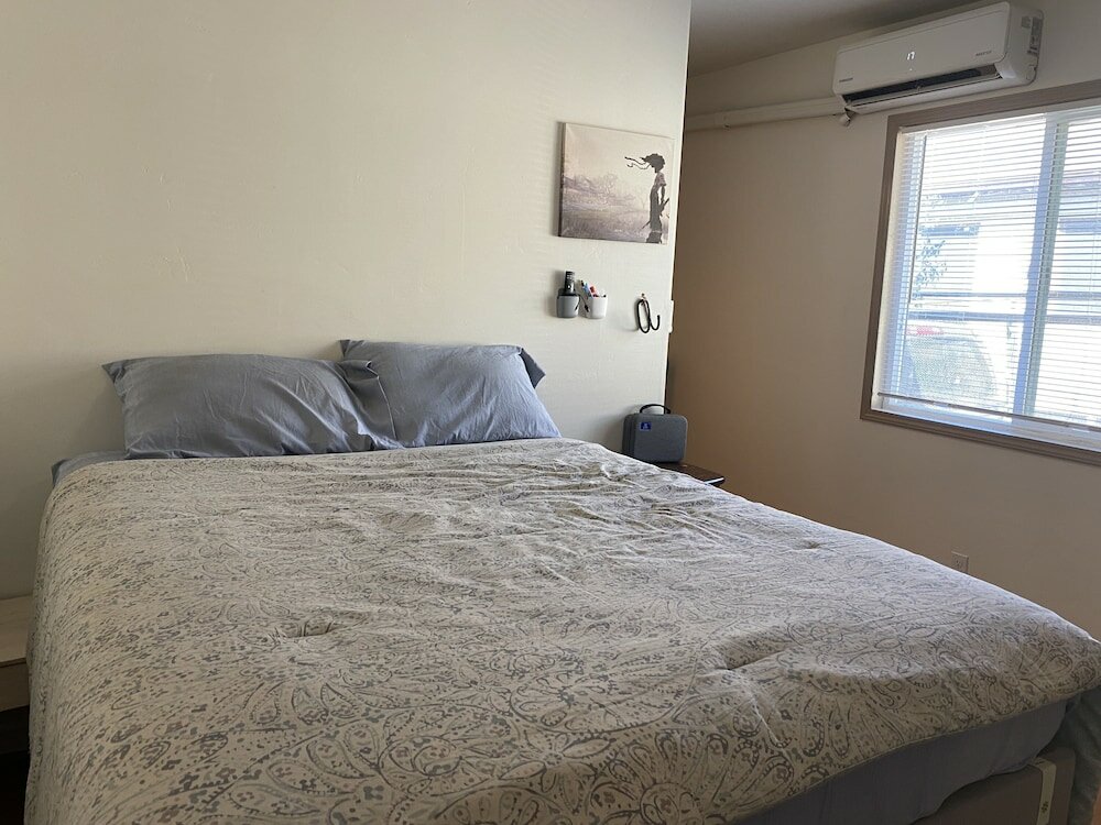 Фото Whole Family - Barrette - Hostel