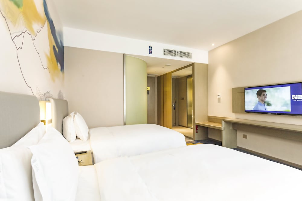 Фото Holiday Inn Express Lhasa Potala Palace, an Ihg Hotel