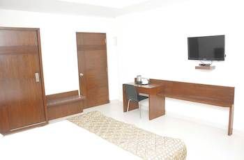 Фото The Sanctum Suites