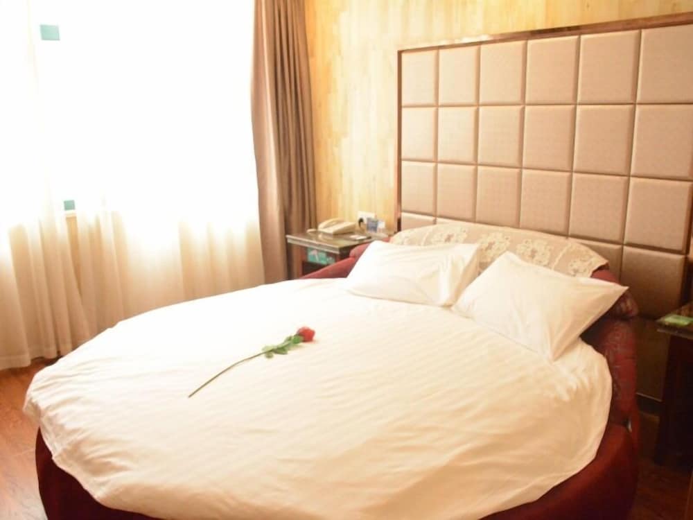 Фото GreenTree Inn Changzhou Xinbei District Taihu Road Wanda Square Express Hotel