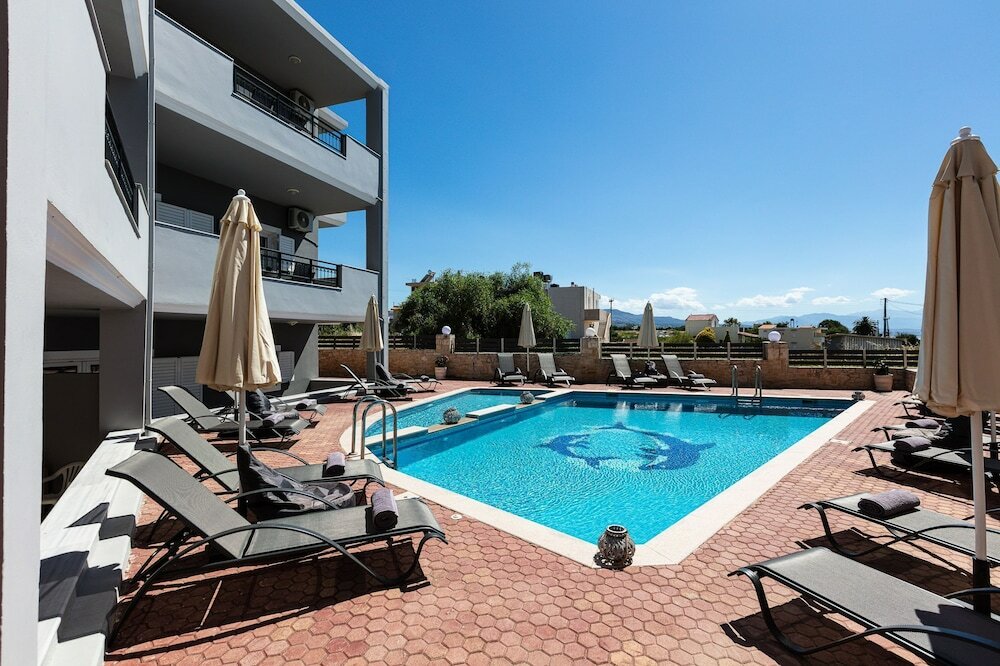 Фото Helena's Aparthotel