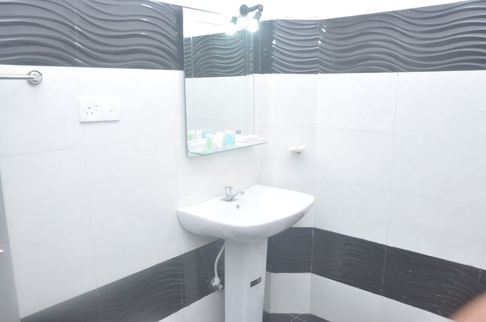 Фото The Max Villa