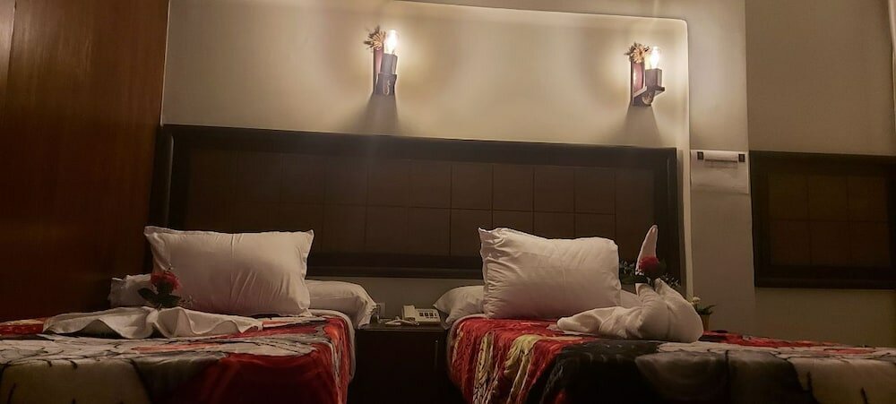 Фото Wassim Boutique