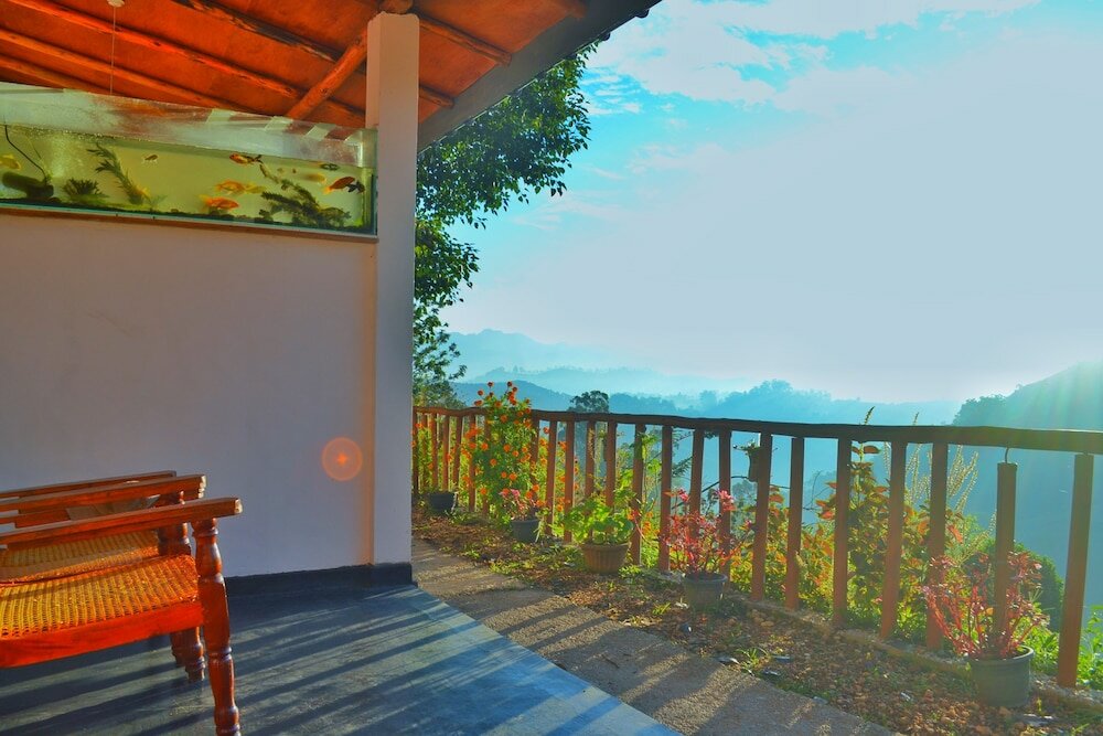 Фото Rainbow Sky Cottage Ella