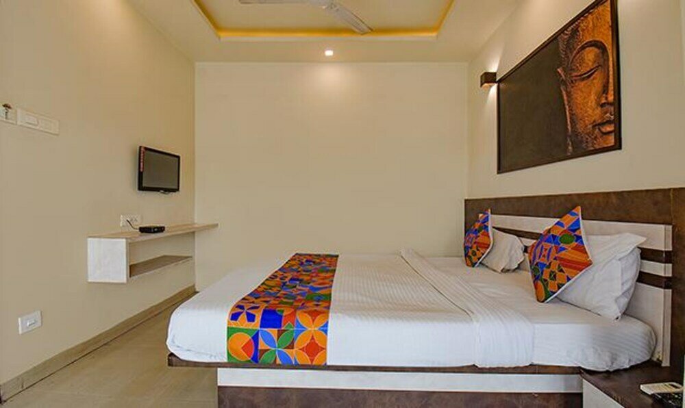 Фото Fabhotel Rs Apartment
