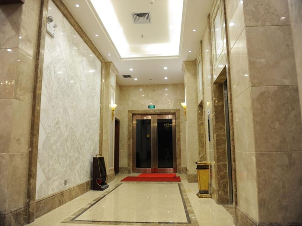 Фото GreenTree Inn Meizhou Meijiang District Wanda Plaza Hotel