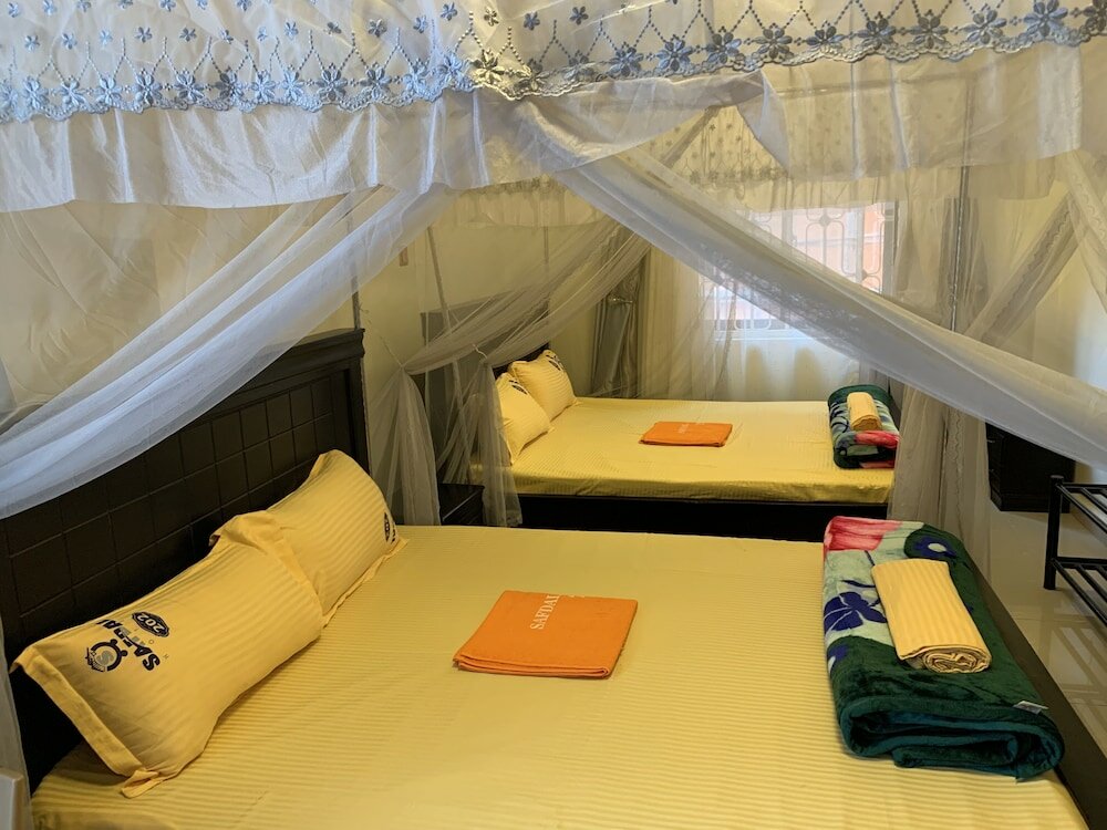 Фото Safdal Hotel