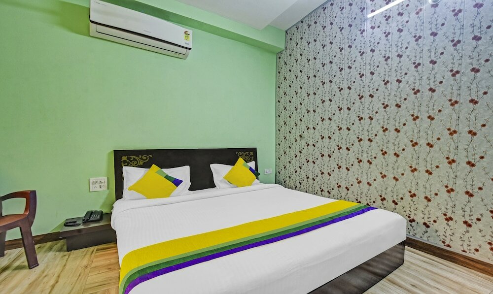 Фото Itsy by Treebo - Krishna Heights