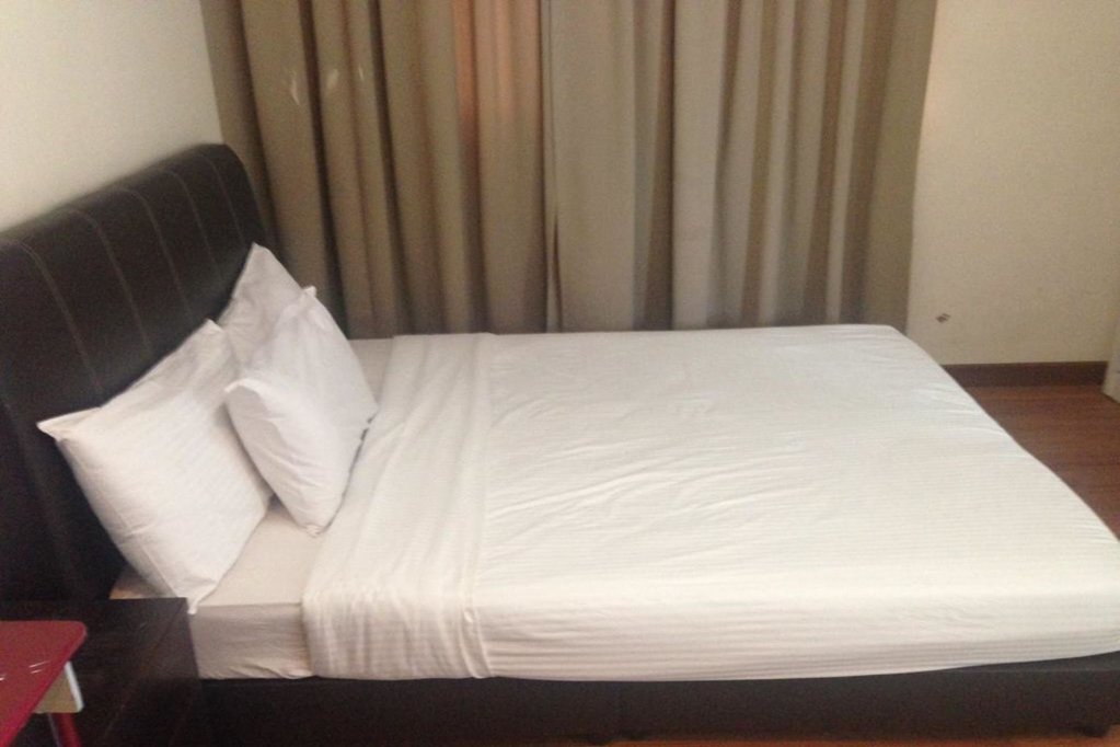 Фото Royal Apartments at Taragon Bukit Bintang